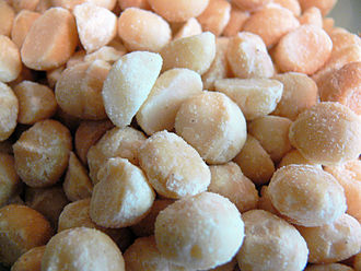 Диетолог Соломатина перечислила полезные свойства ореха макадамия для сердца