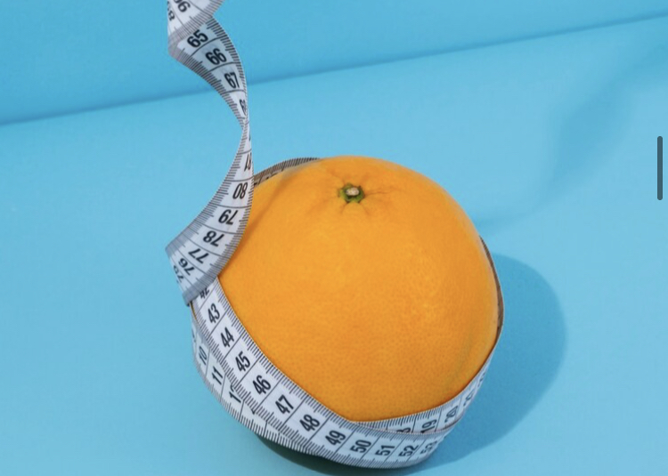 Минздрав: Пять эффективных способов сбросить вес после новогодних праздников