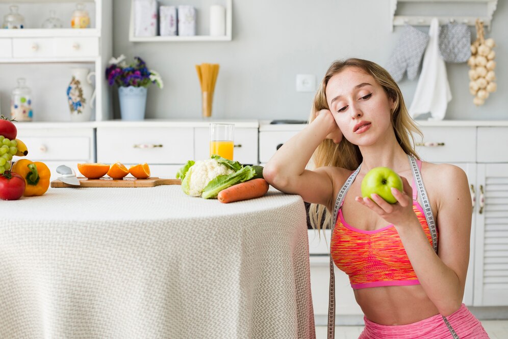 Врач Белоусов: Безуглеводная диета может вызвать слабость и раздражительность