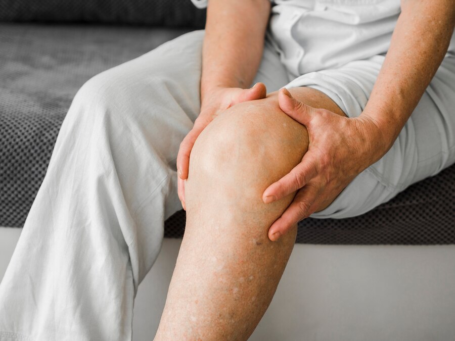 Ревматолог Постникова: Остеоартроз является основной причиной боли в колене