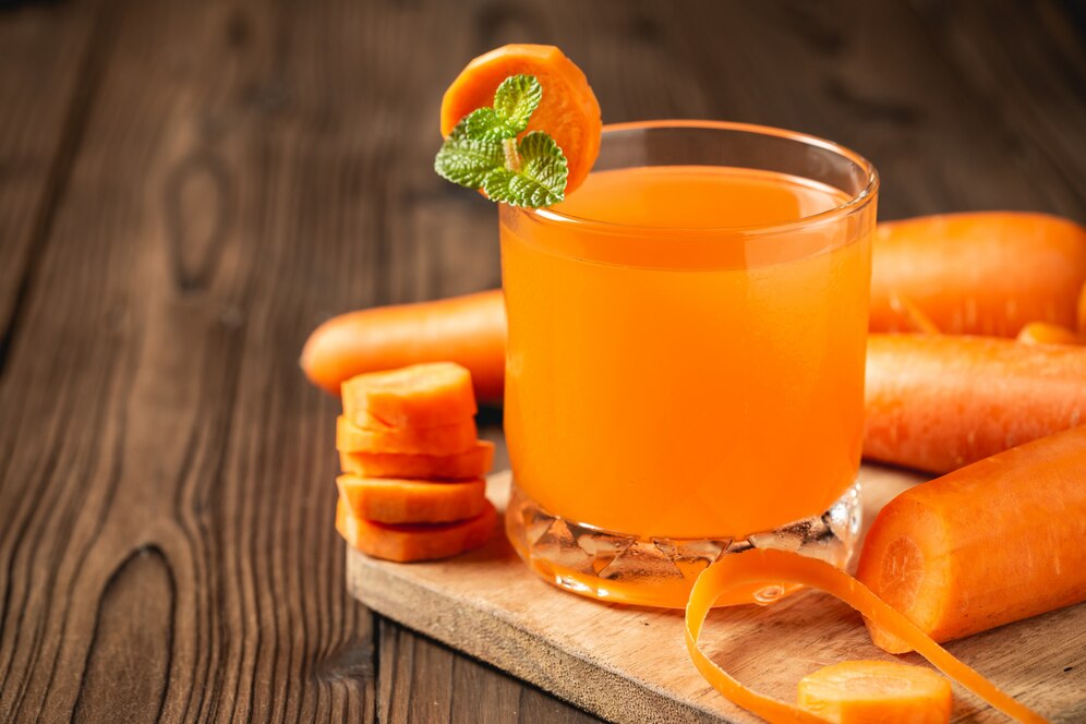 Nutrients: Морковный сок поможет защитить организм от онкологии