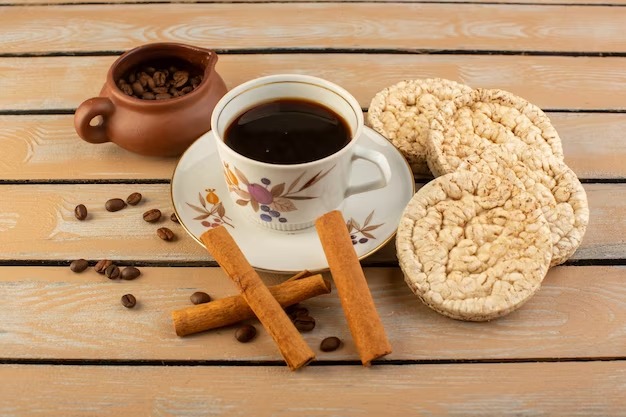 Эндокринолог Вараева: Антиоксиданты в кофе с корицей помогут снизить вес