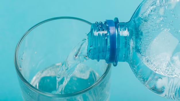 Stavropol.Media: Один стакан воды после пробуждения поможет убрать жир на животе