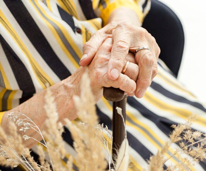 Столетняя Джейн Аквино назвала чистые руки и молитву главным секретом долголетия
