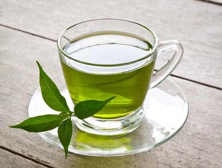 Диетолог Мосли: Полифенолы зеленого чая сжигают висцеральный жир
