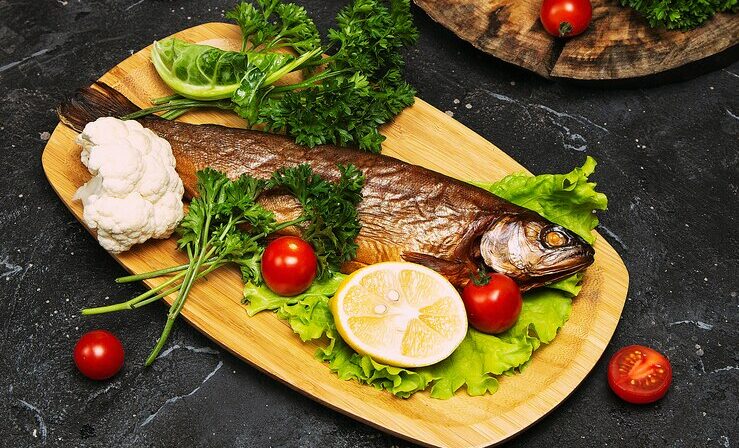 Marieclaire: Овощи и нежирную рыбу можно есть после шести, не набирая вес