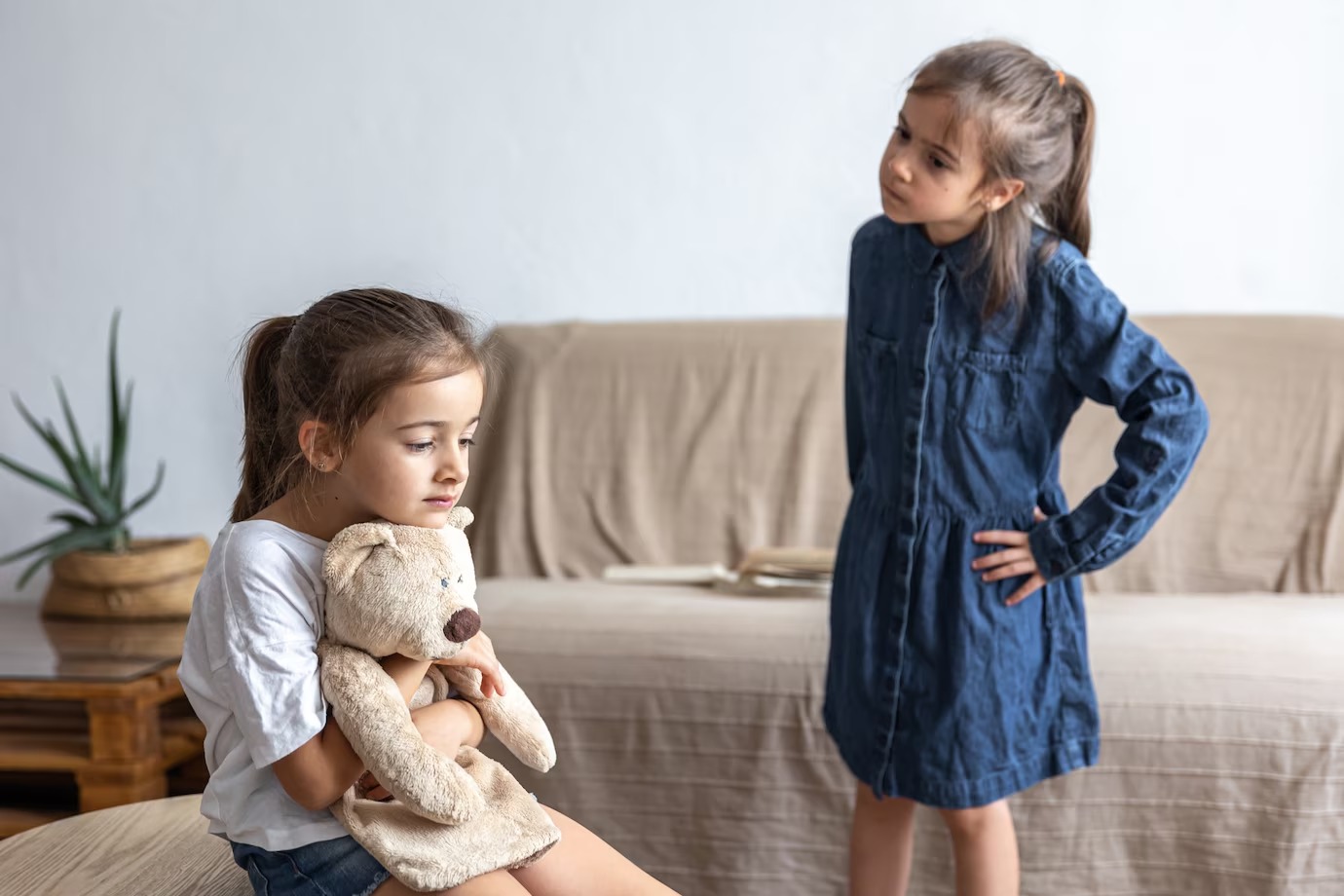 Психолог Вронский: Жестокое поведение детей связано с недостатком воспитания