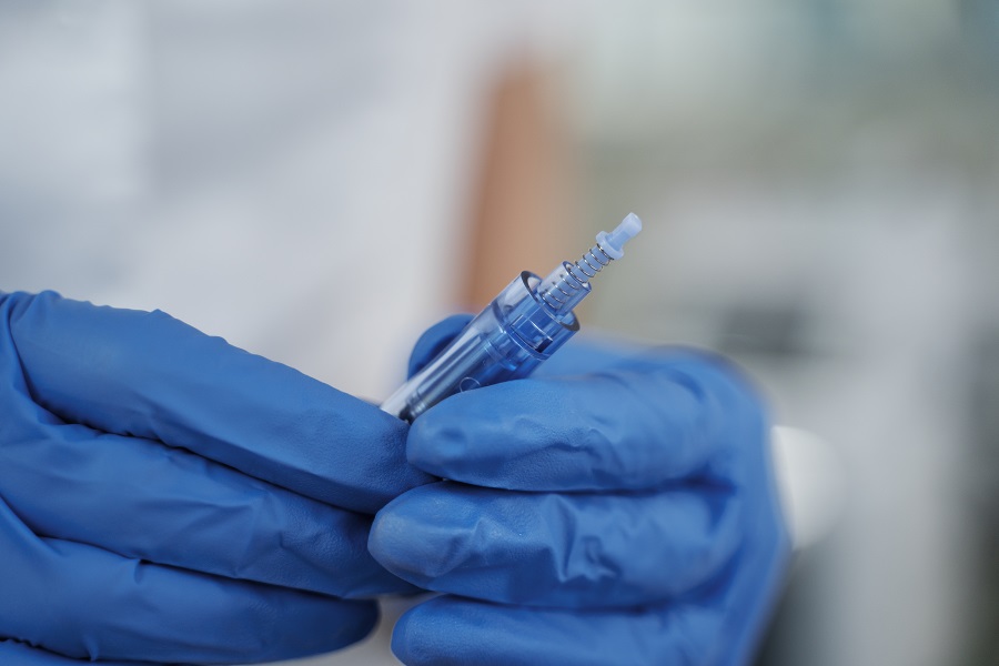 Онколог Дымова: мРНК-вакцина подойдет далеко не всем больным раком