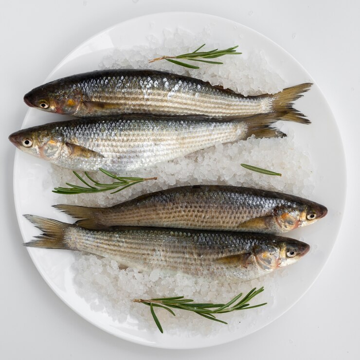 Университет Нагои: Употребление мелкой рыбы целиком снижает смертность при онкологии